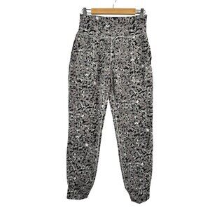 Athleta‎ Salutation textured jogger abstract cropped athleisure sz M